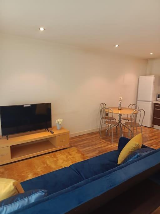 A Home In The City. Sheffield Bagian luar foto