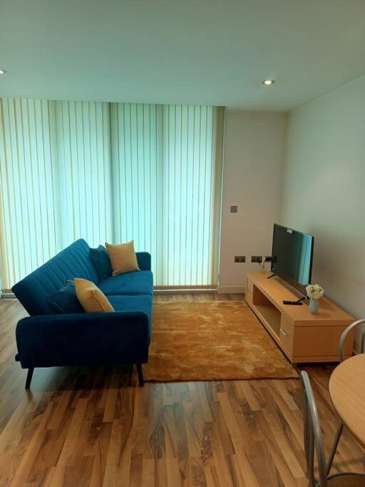 A Home In The City. Sheffield Bagian luar foto